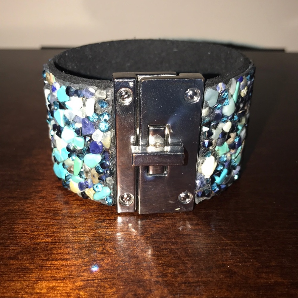 Express Bracelet - Picture 3 of 4